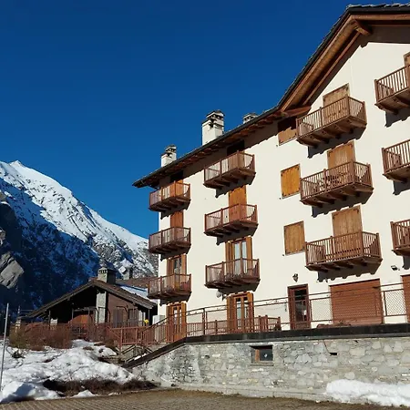 Trilocale Belvedere Ad Uso Turistico - Vda - - Cir 0068 *