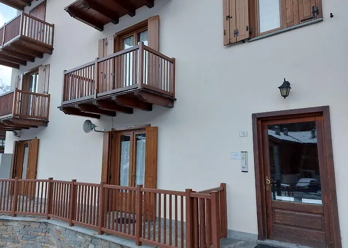 Trilocale Belvedere Ad Uso Turistico - Vda - - Cir 0068 *