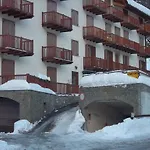 Trilocale Belvedere Ad Uso Turistico - Vda - - Cir 0068 * ラ・トゥイール