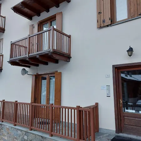 Trilocale Belvedere Ad Uso Turistico - Vda - - Cir 0068 *