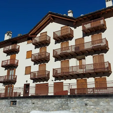 Trilocale Belvedere Ad Uso Turistico - Vda - - Cir 0068