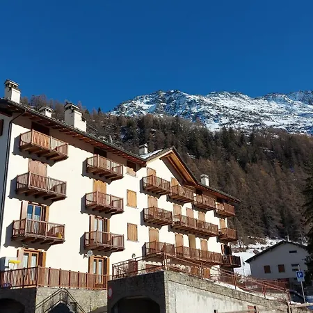 Trilocale Belvedere Ad Uso Turistico - Vda - - Cir 0068