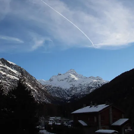 Trilocale Belvedere Ad Uso Turistico - Vda - - Cir 0068
